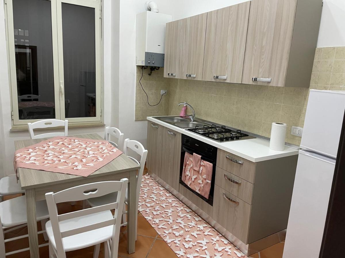 Апартаменти Casa Emilia 2 Неаполь Екстер'єр фото